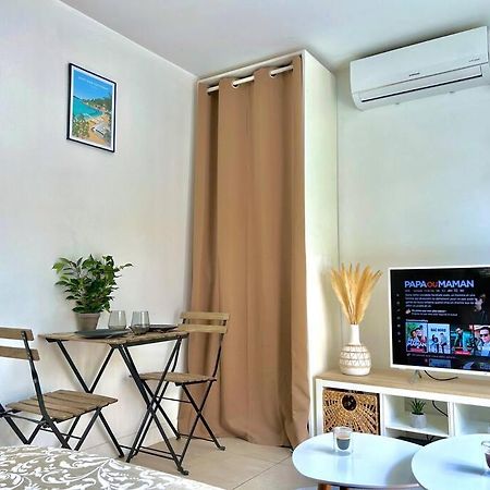 Studio Cosy Proche Plage, Parking Gratuit Жуан-Ле-Пин Екстериор снимка